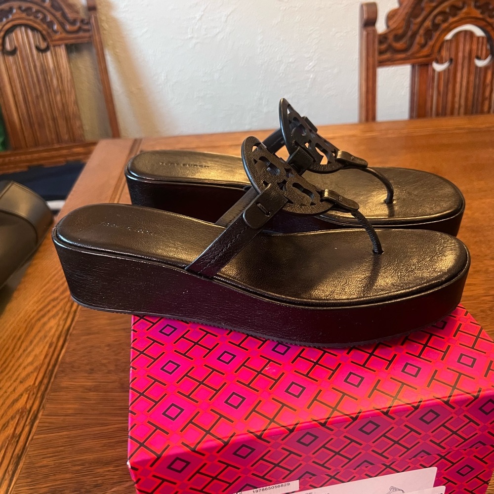 Tory Burch Black Platform Flip Flop Leather Thong Sandals Size 10